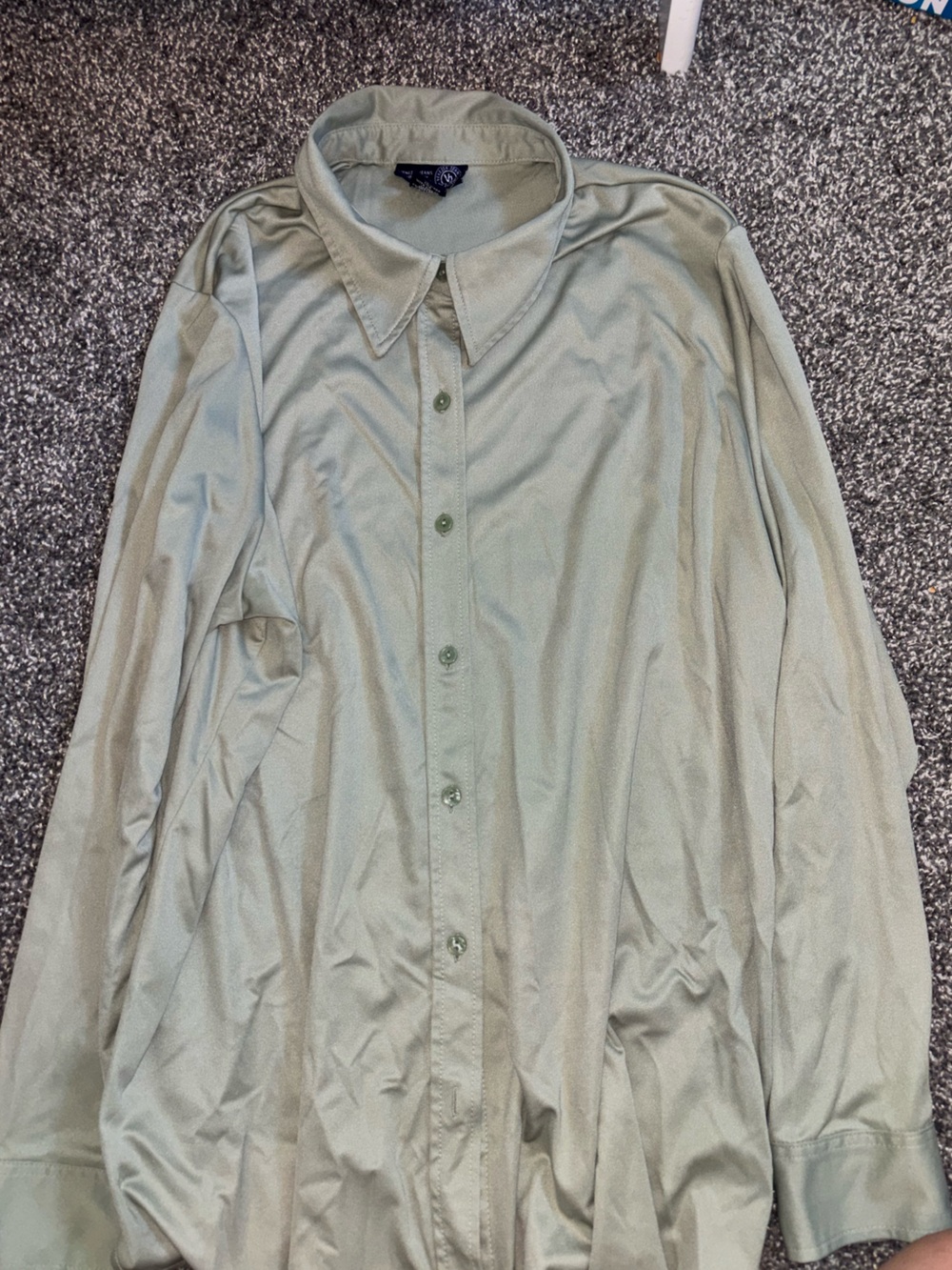 Men's Lightweight Button-Up Jacket in Sage Green